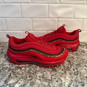 Womens Nike Air Max 97 (size 7)